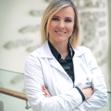 Prof. Dr. Esra Bayrı