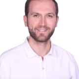 Uzm. Psk. Dan. Emre Sipahioğlu