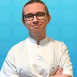 Uzm. Dr. Kenan Yeşilel