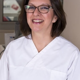 Uzm. Dr. Dt. Esra Zeyrek