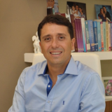 Op. Dr. Özgür Kavaz