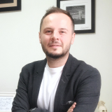 Op. Dr. Onur Numan