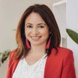 Uzm. Psk. Esra Aydınlı