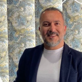 Op. Dr. Erhan Şen