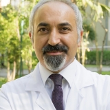 Op. Dr. Suat Karataş