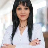 Uzm. Dr. Esma Şengenç