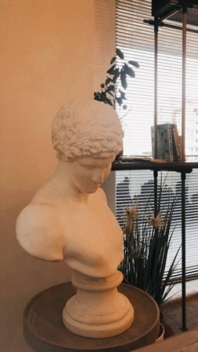 1759211