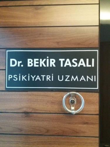 1073252