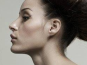 Gıdı bölgesi ve yüz kontürü düzenlemede ultrasonik liposuction