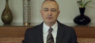Youtube – Doğuştan kapak düşüklüğünde ameliyat ne zaman yapılmalıdır?