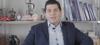 Youtube - Bebeklerde kalça çıkığı muayenesi ne zaman ve ne şekilde yapılmalıdır ?