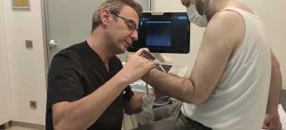 Hemiplejik (İnmeli) Hastanın Kol ve Elindeki Spastisitenin BOTOX Enjeksiyonu ile Tedavisi