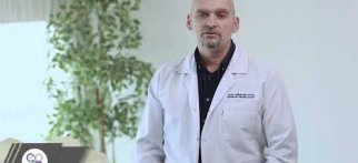 Yuvarlak ve Anatomik Meme Protezleri Arasındaki Farklar - Op. Dr. Çağhan Baytekin (Clinic Baytekin)