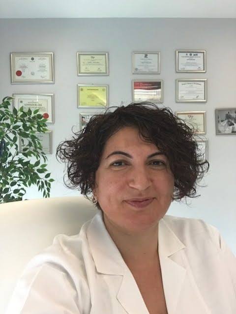 Op. Dr. Emine Vanlıoğlu