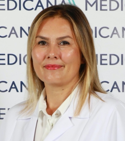 Uzm. Dr. Esra Irmak Üstün