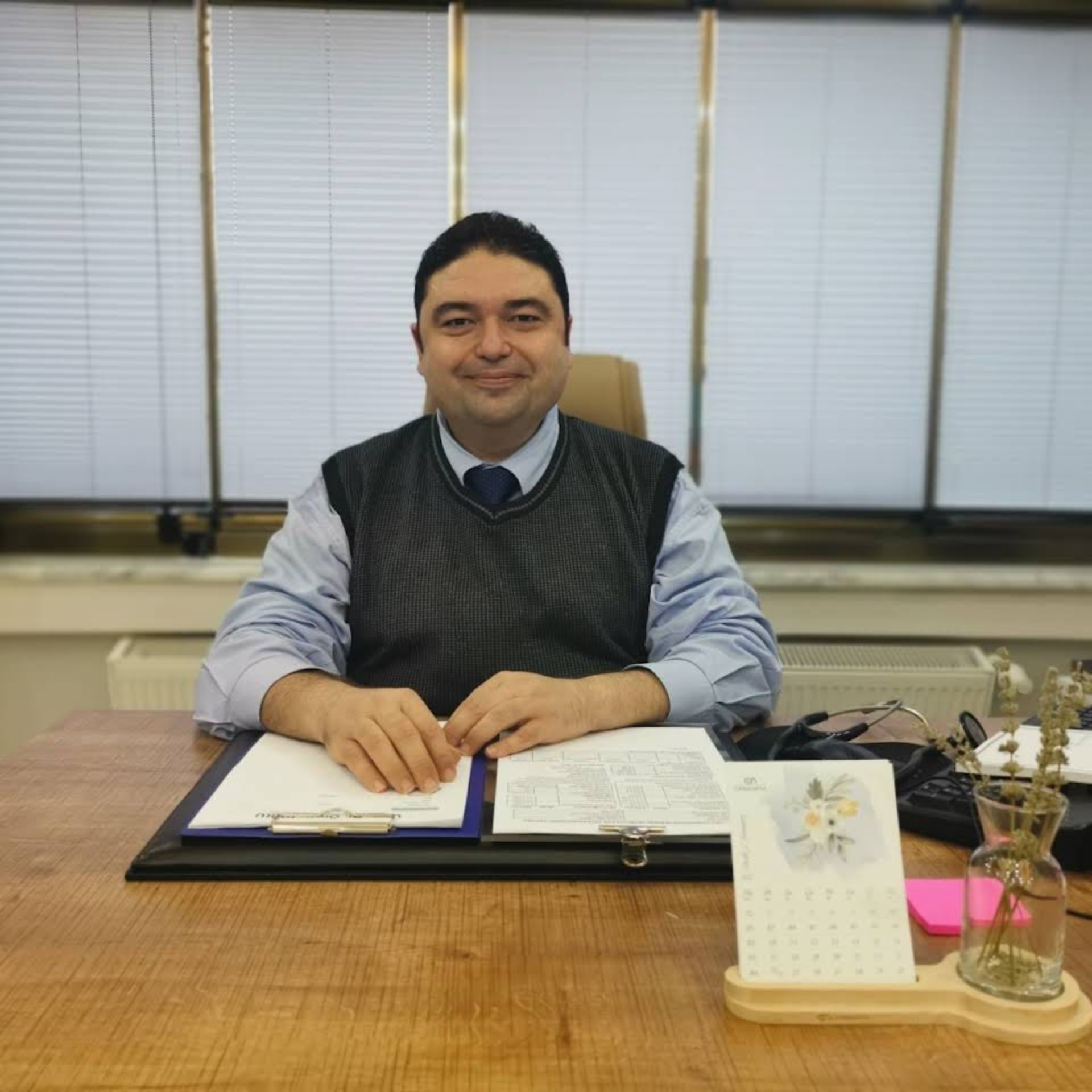 Uzm. Dr. Ömür Kuru